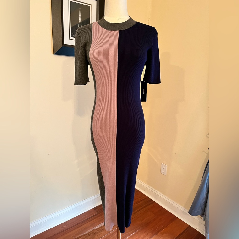 Lulu's Diana Navy Colorblock Sweater Dress - Picture 2 of 6